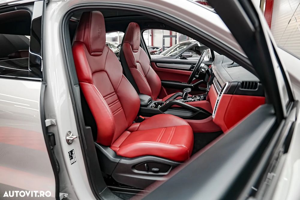 PORSCHE Cayenne Coupe 2022 — imagine 18