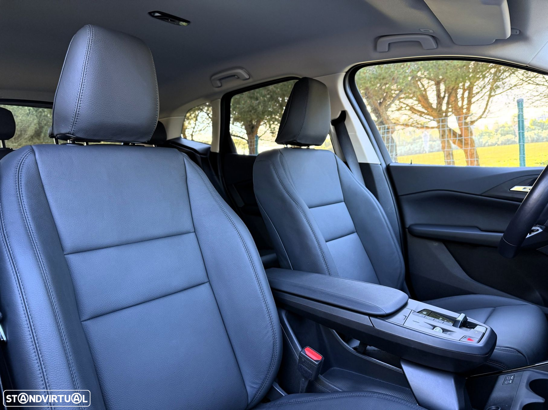 BMW 225xe Active Tourer - 33