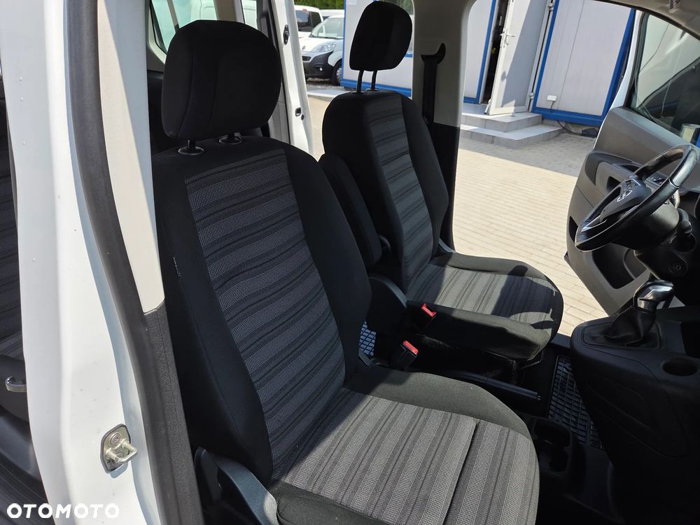 Opel Combo 1.5 CDTI Enjoy S&S - 29