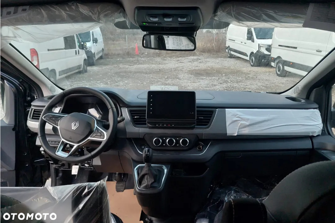 Renault Trafic SpaceClass 2.0 dCi EDC - 7