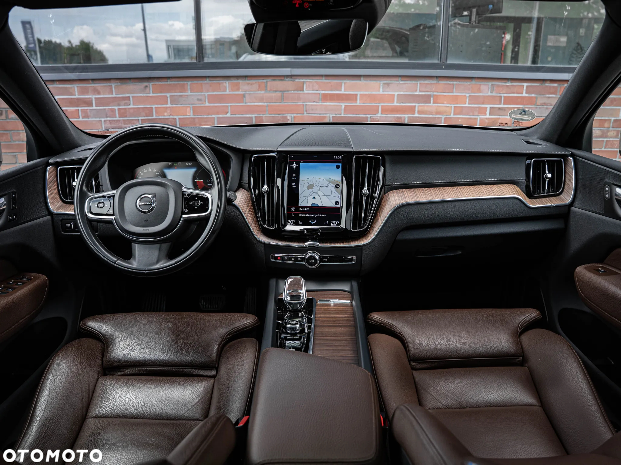 Volvo XC 60 T6 AWD Plug-In Hybrid Inscription - 5