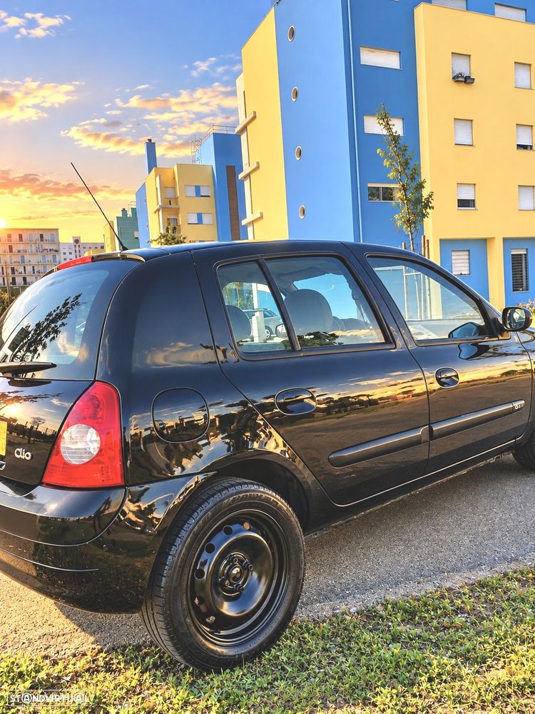 Renault Clio 1.5 dCi Extreme - 5