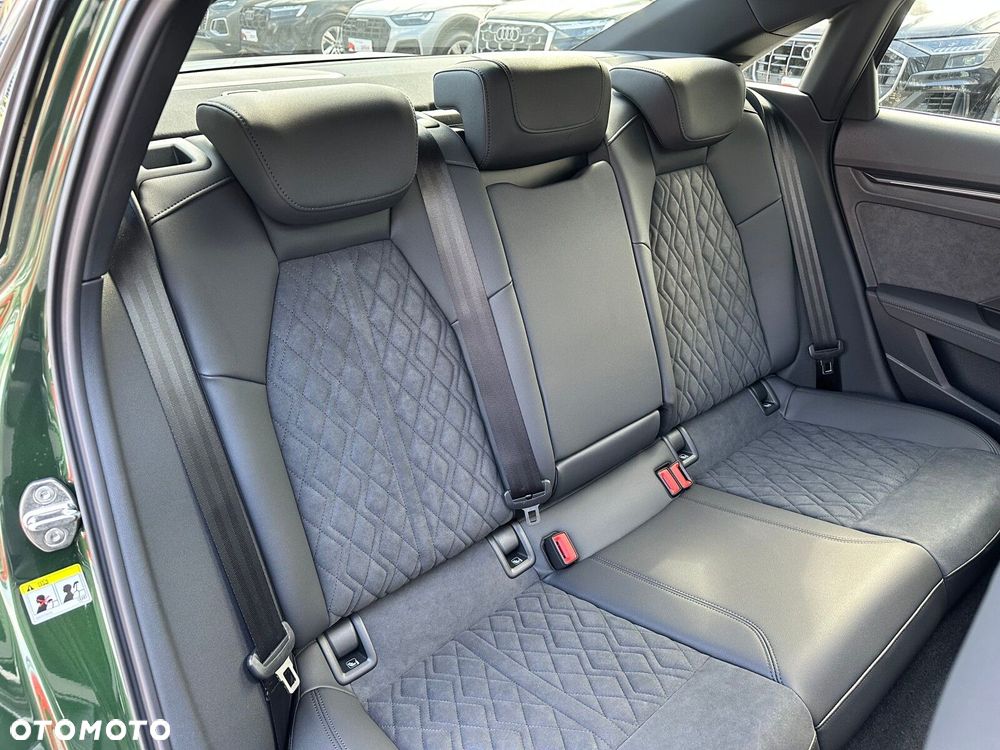 Audi RS3 Limousine - 23