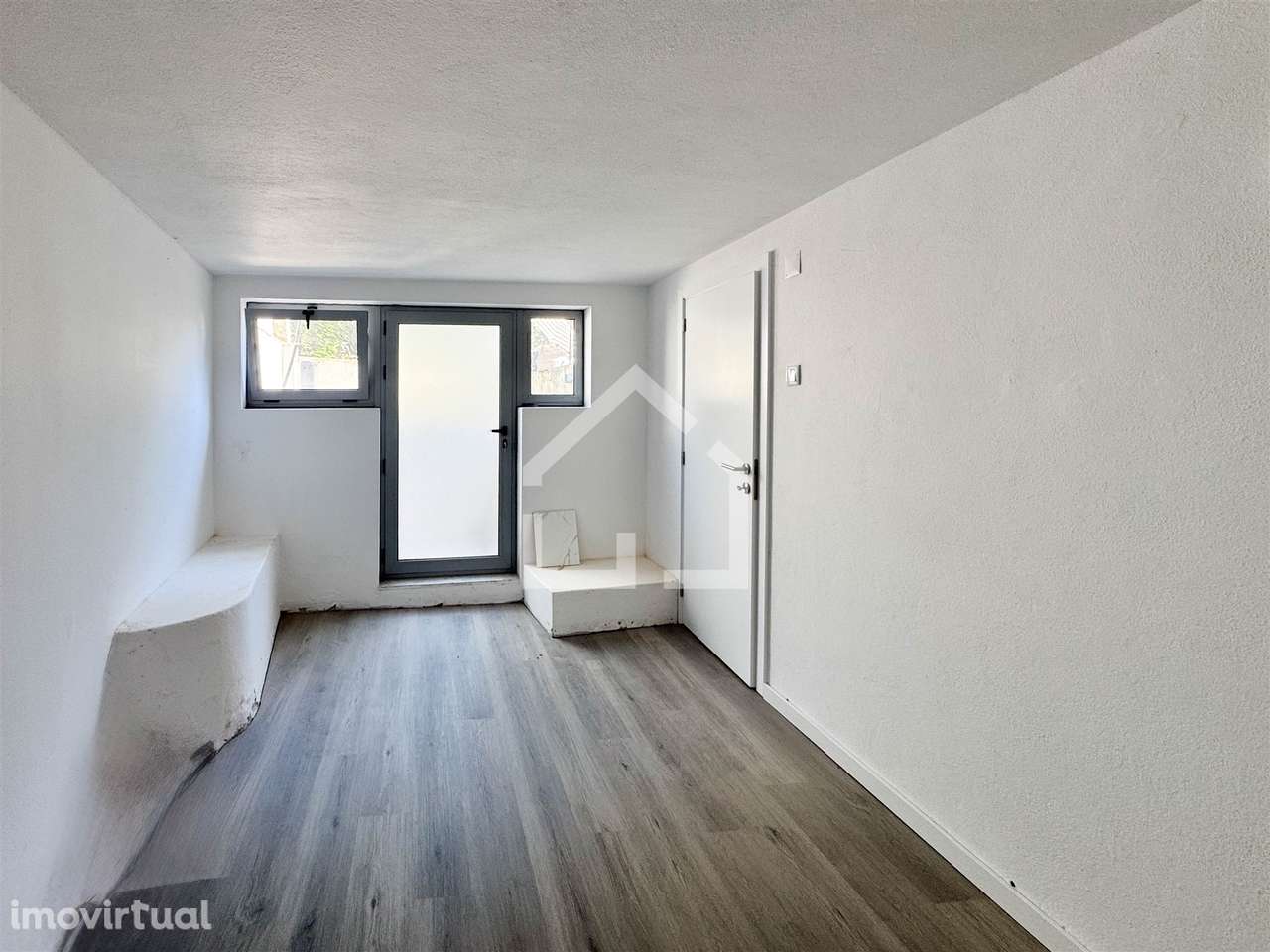 Arrumos / Habitações - Porto - Investimento - Grande imagem: 5/19