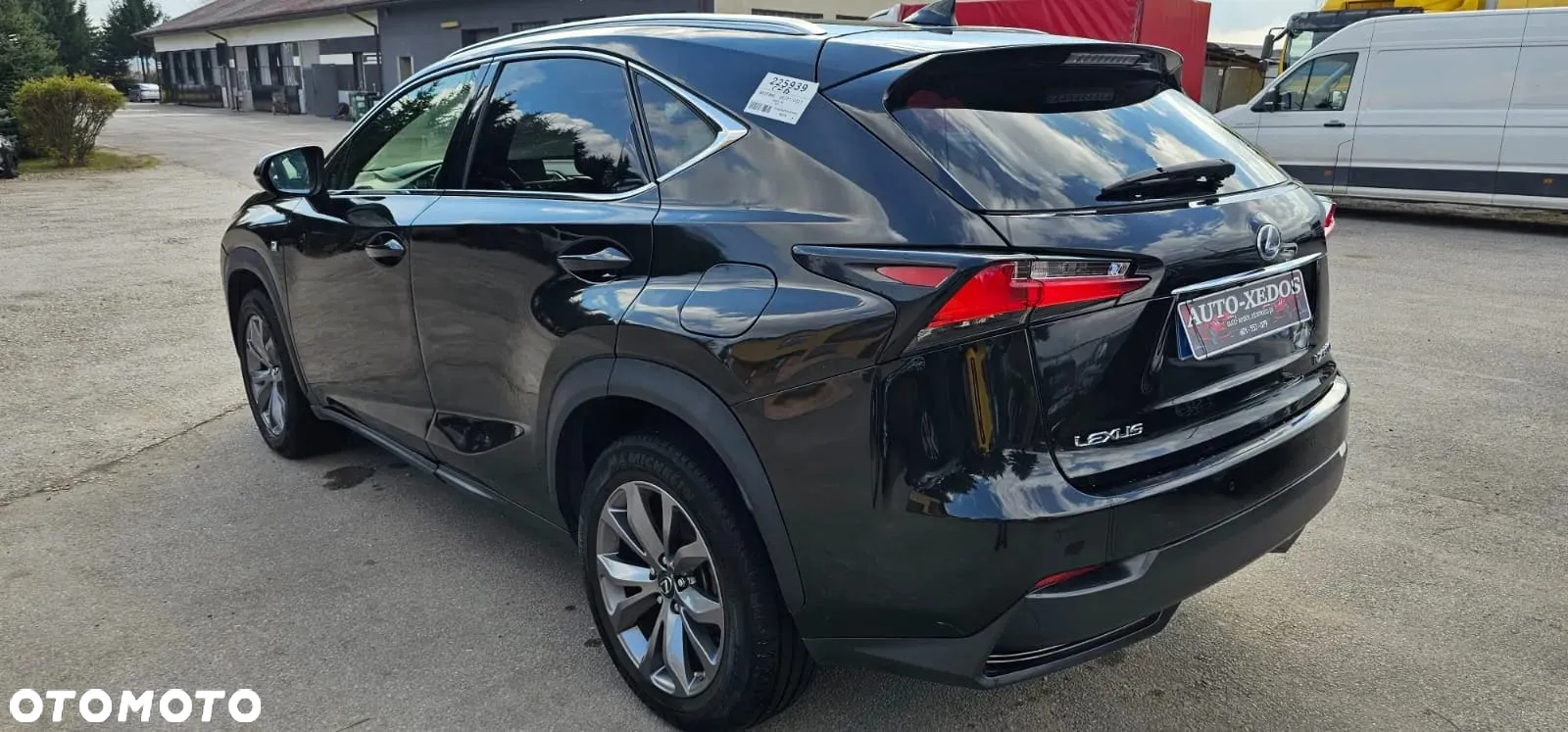 Lexus NX 300h F Sport Edition AWD - 6