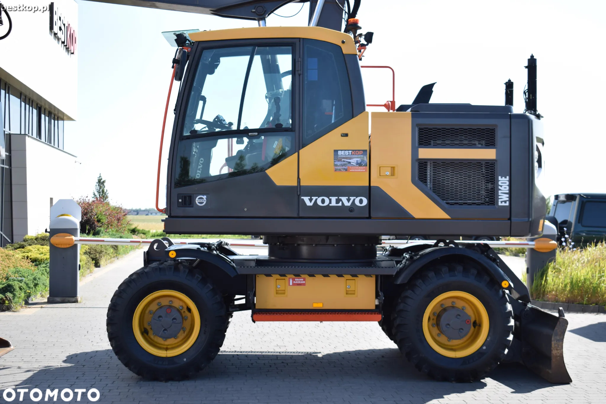 Volvo EW160E - 11