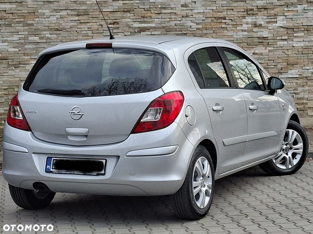 Opel Corsa 1.4 16V 150 Jahre - 16