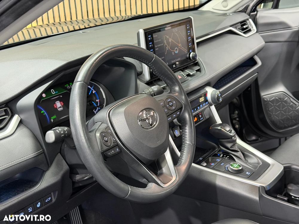 Toyota RAV4 2.5 VVT-iE 4x4 Luxury Premium - 13