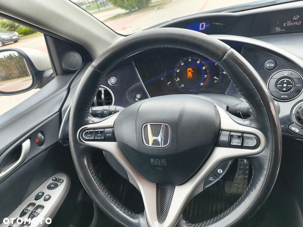 Honda Civic 1.8 Sport - 30