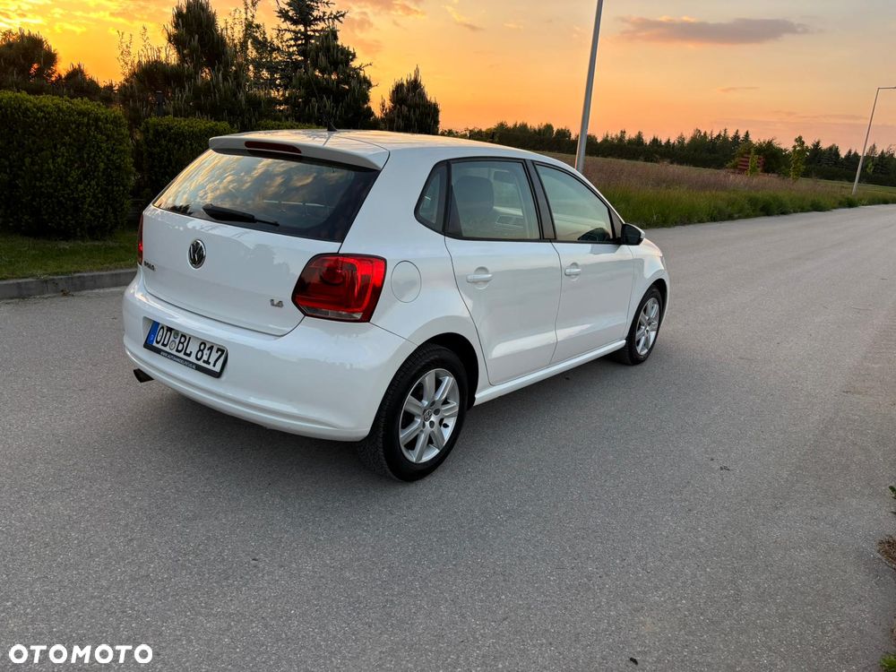 Volkswagen Polo 1.4 Comfortline - 20