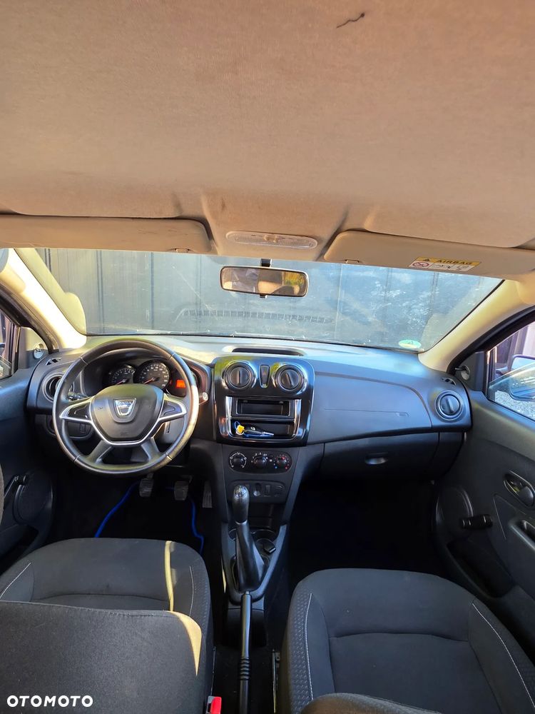 Dacia Sandero - 10
