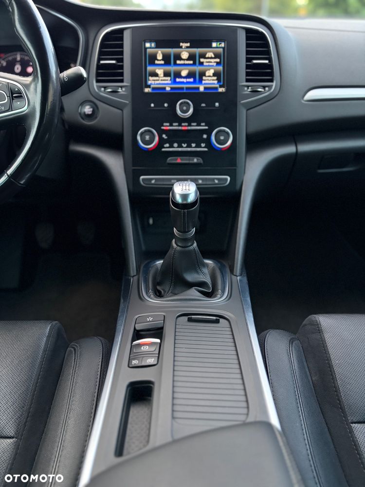 Renault Megane 1.5 Blue dCi Zen - 19