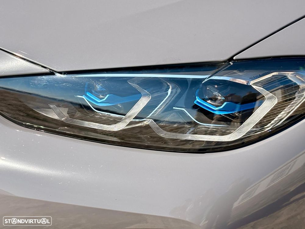 BMW i4 eDrive40 Pack Desportivo M - 11