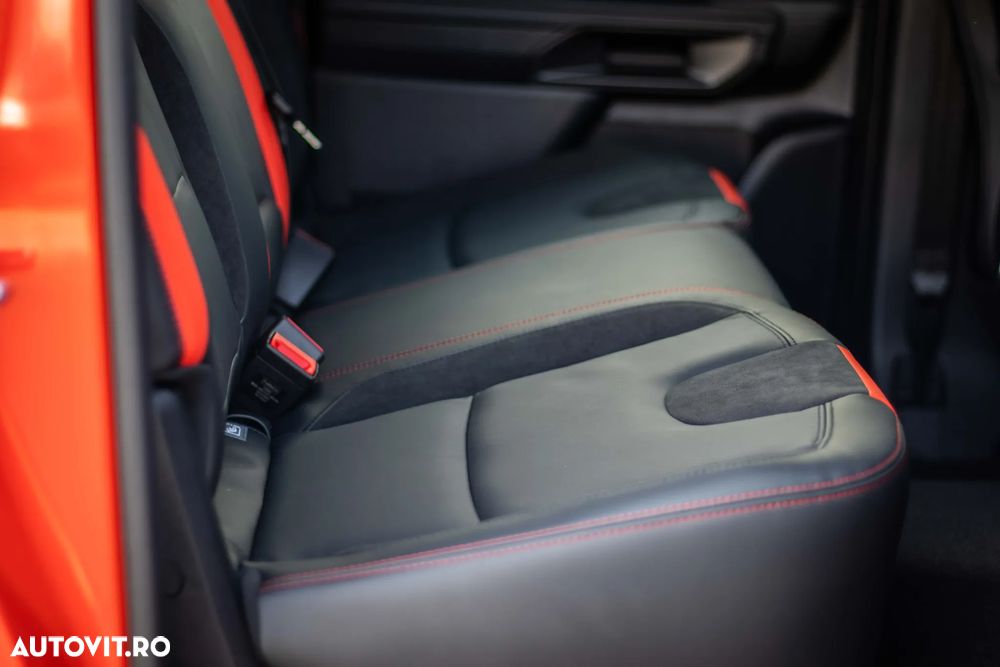 Ford Ranger Pick-Up 2.0 EcoBlue 213 CP 4x4 Cabina Dubla Raptor Aut. - 32