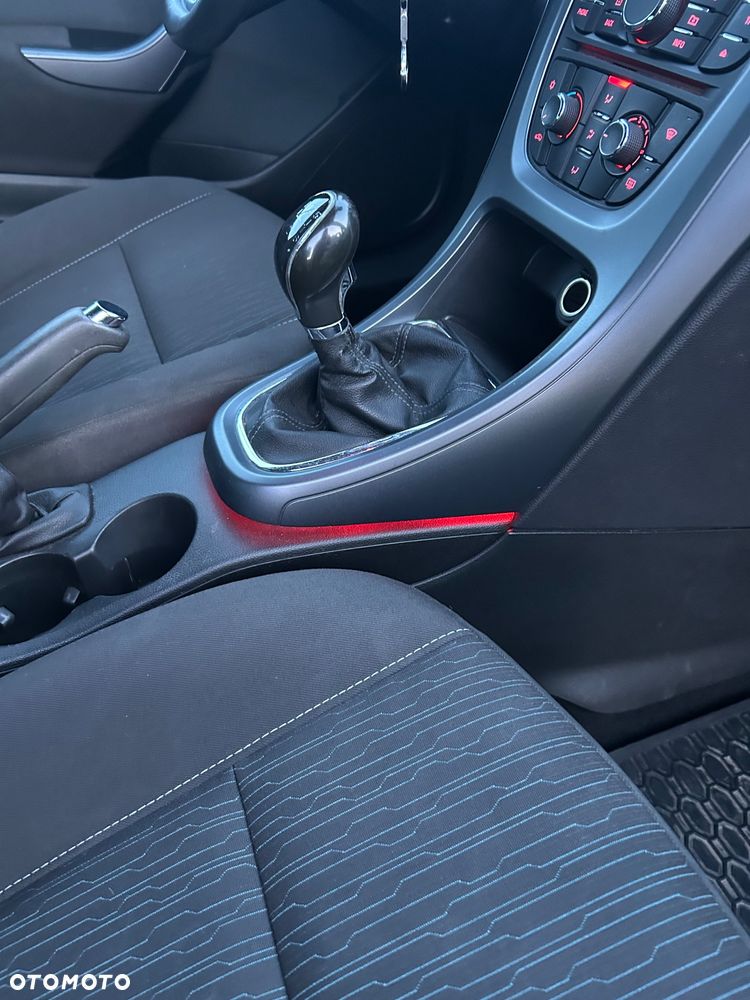 Opel Astra 1.4 Turbo - 33