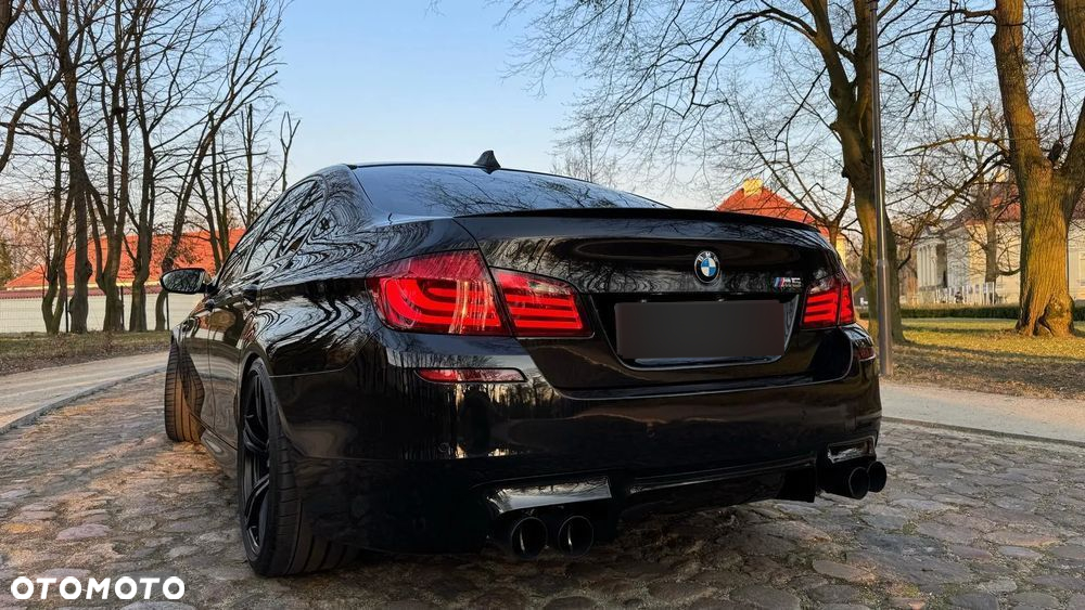 BMW M5 Standard - 11