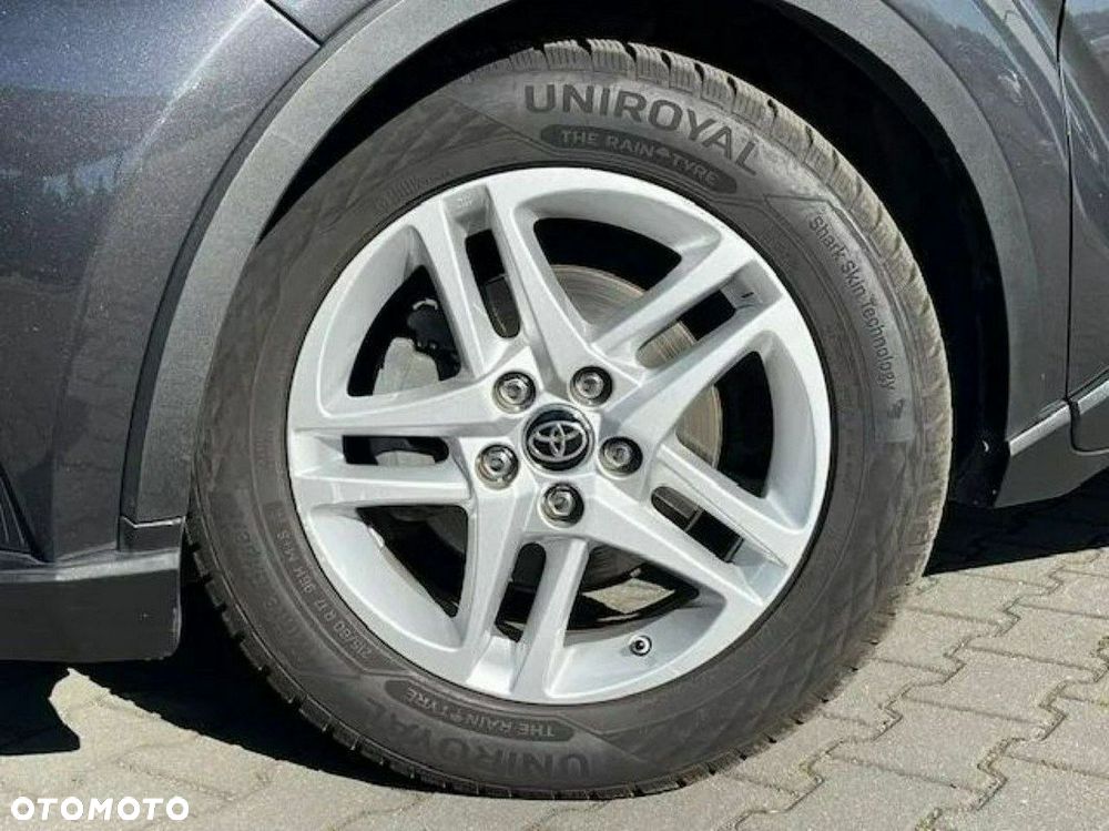 Toyota C-HR - 13