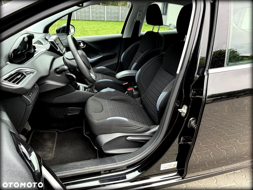 Peugeot 208 PureTech 82 Active - 6