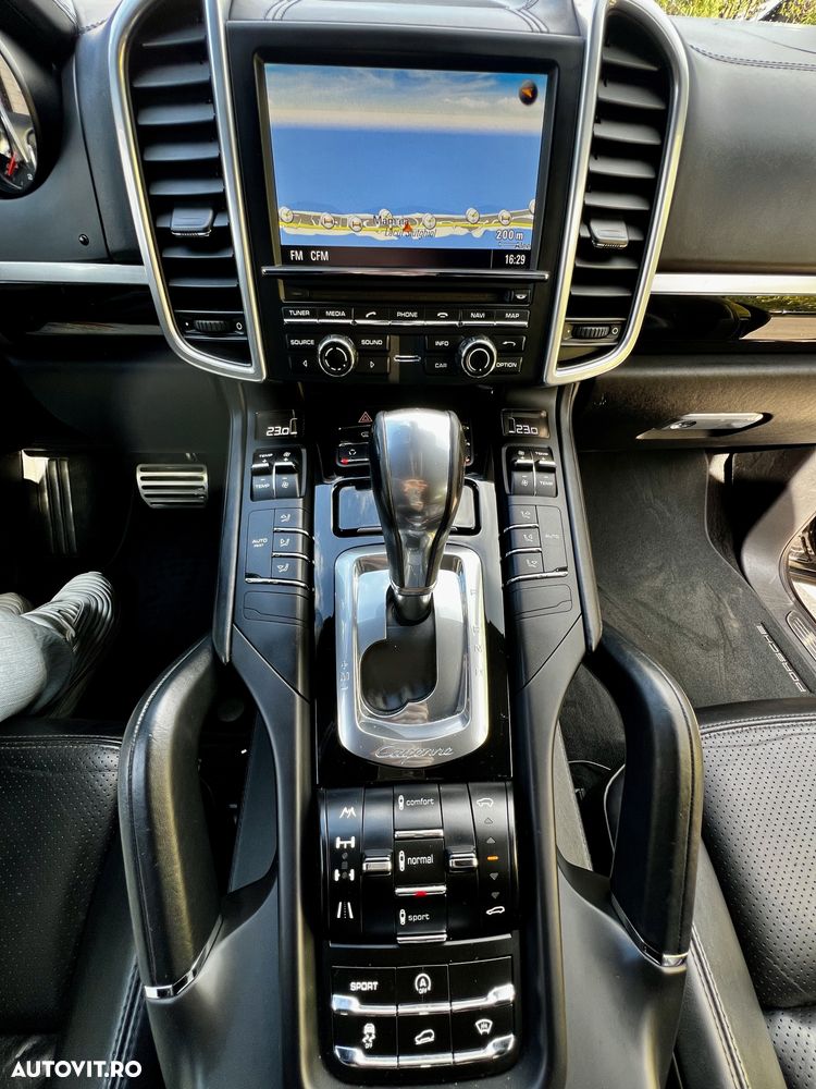 Porsche Cayenne 4.1 V8 S TipTronic - 7