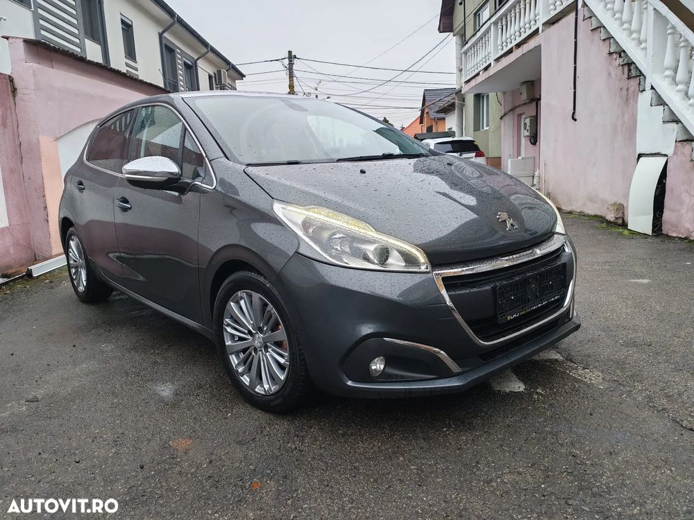 Peugeot 208 1.6 e-HDi FAP STT Allure - 3