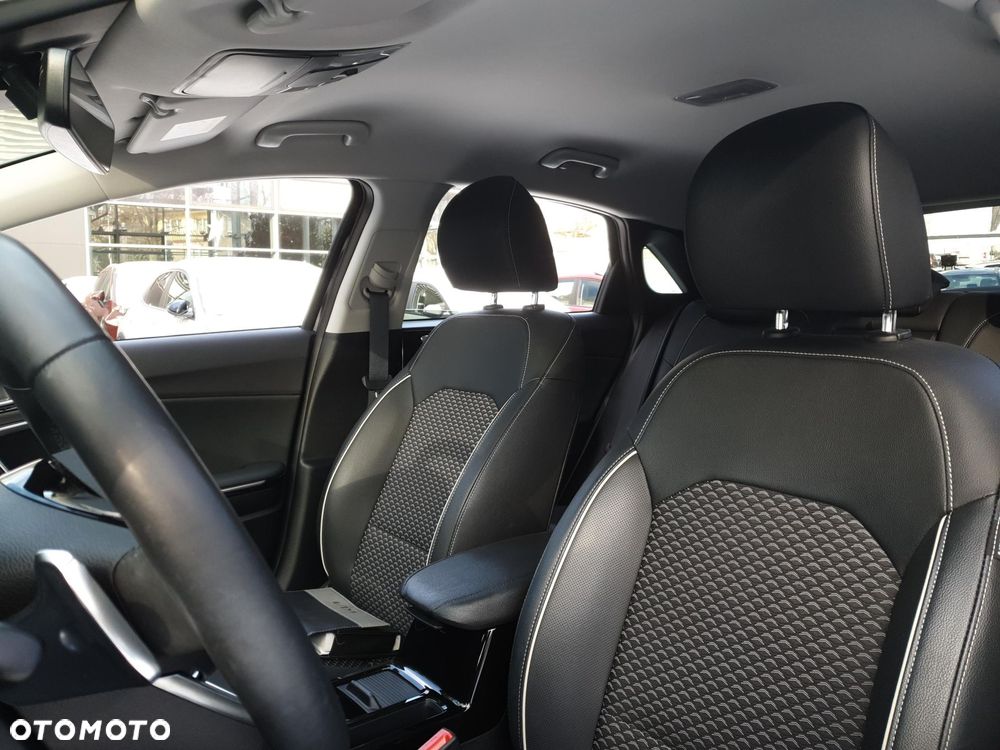 Kia Ceed 1.5 T-GDI Tribute DCT - 11