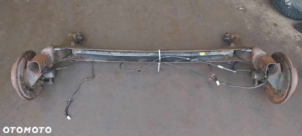 BELKA OŚ ZAWIESZENIA TYŁ TARCZE Z ABS TOYOTA COROLLA VERSO II - 6