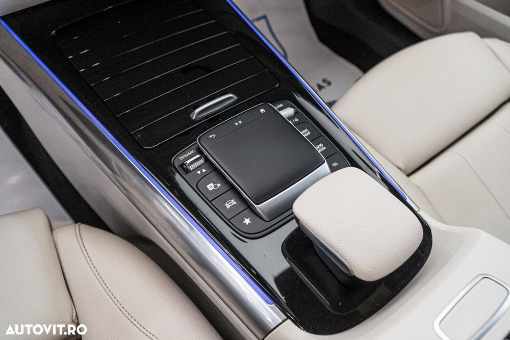 Mercedes-Benz GLA 200 d 4MATIC 8G-DCT Progressive - 27