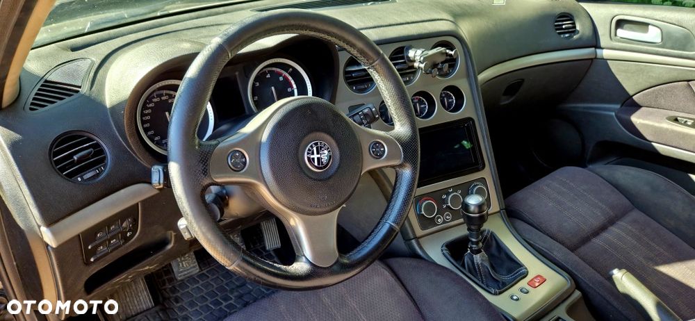 Alfa Romeo 159 - 6