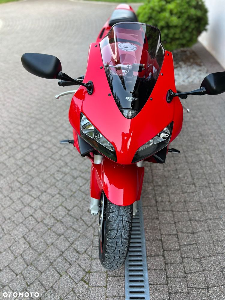 Honda CBR - 17
