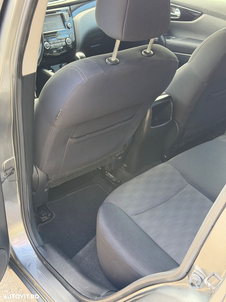 Nissan Qashqai 1.6 DCI N-Connecta - 27