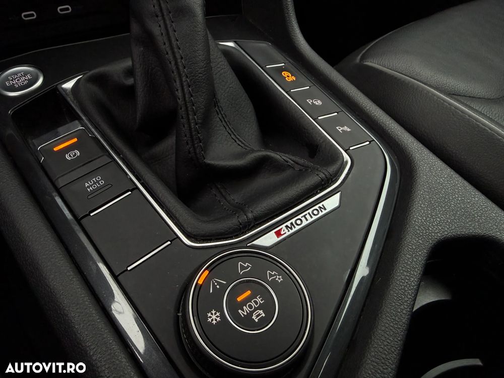 Volkswagen Tiguan 2.0 TDI SCR 4MOTION DSG Elegance - 25