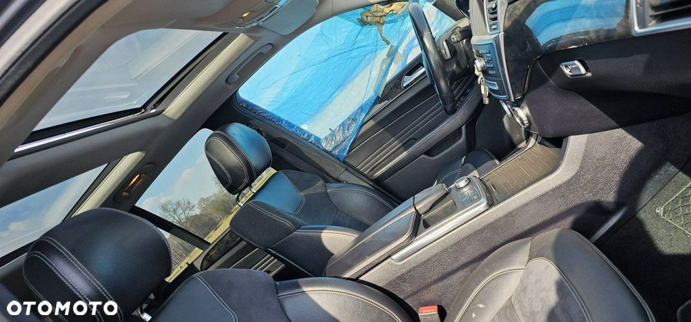 Mercedes-Benz ML - 13