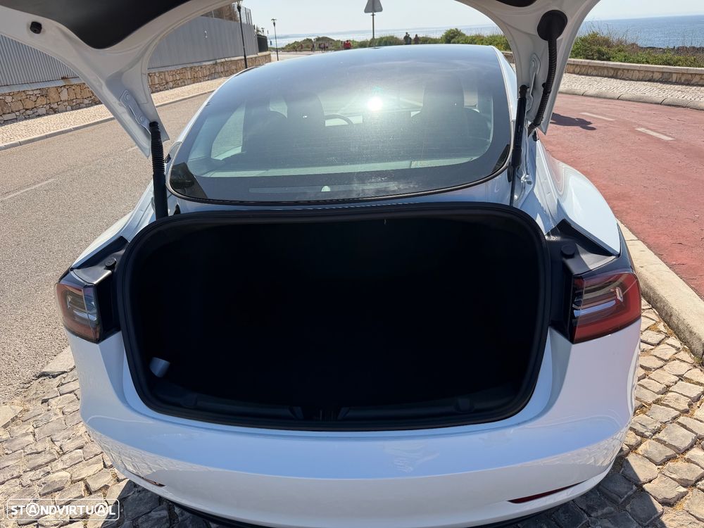 Tesla Model 3 Long Range AWD Dual Motor Performance - 8