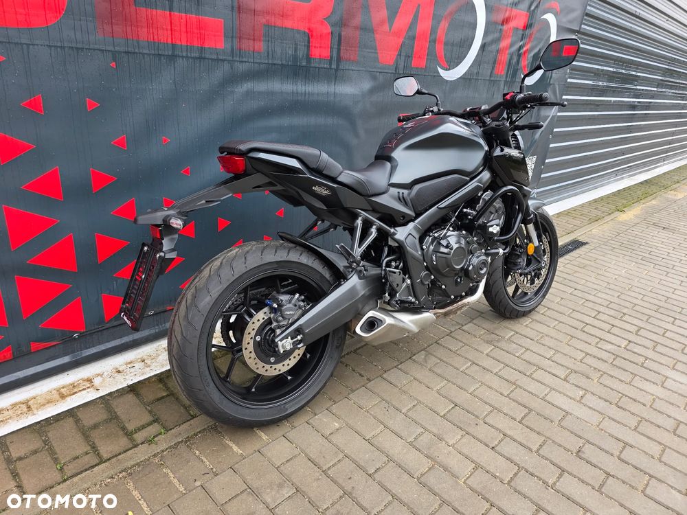 Honda CB - 3