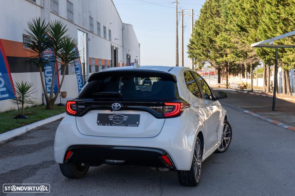 Toyota Yaris 1.5 HDF Luxury - 11