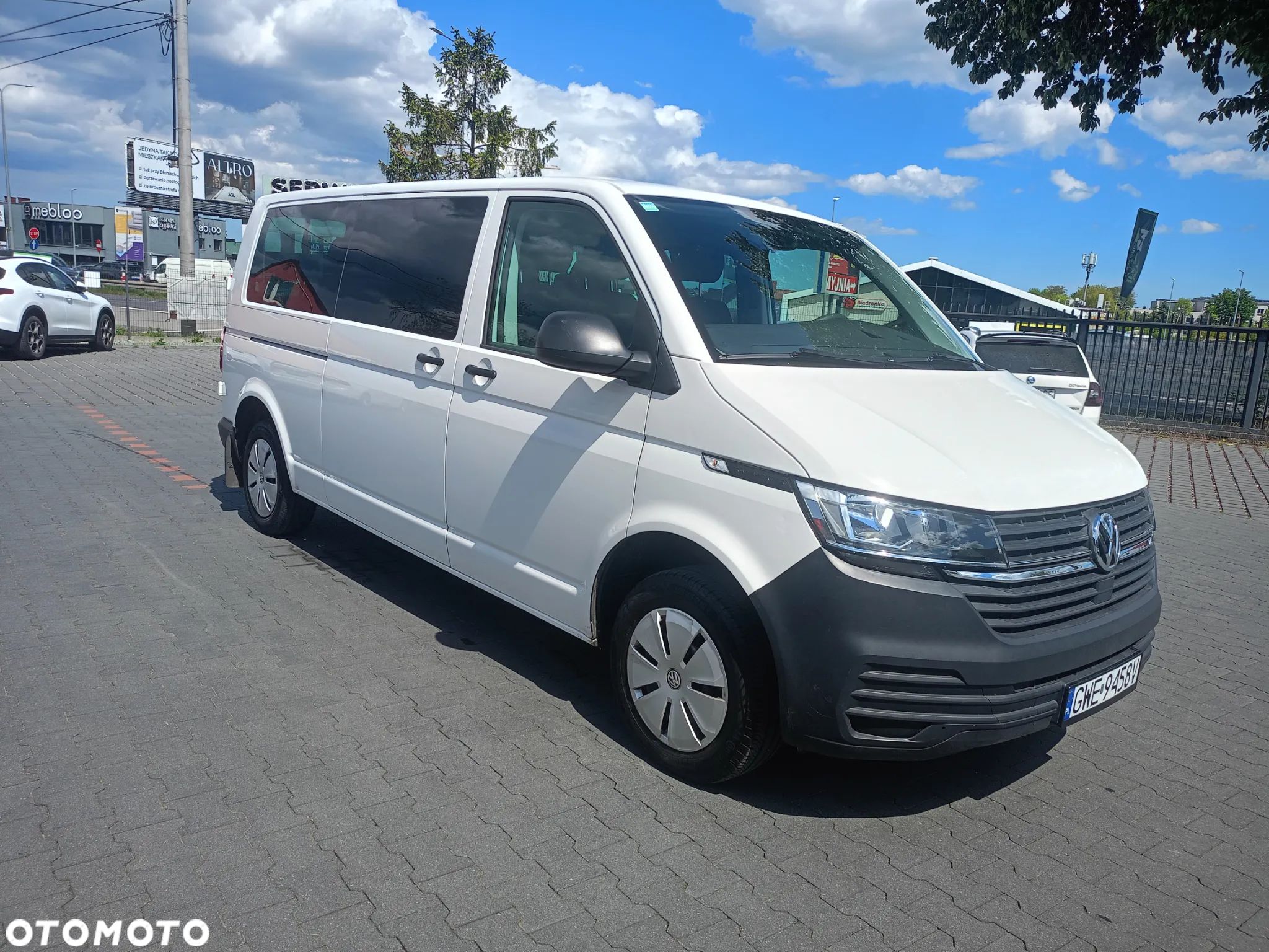 Volkswagen Transporter - 1