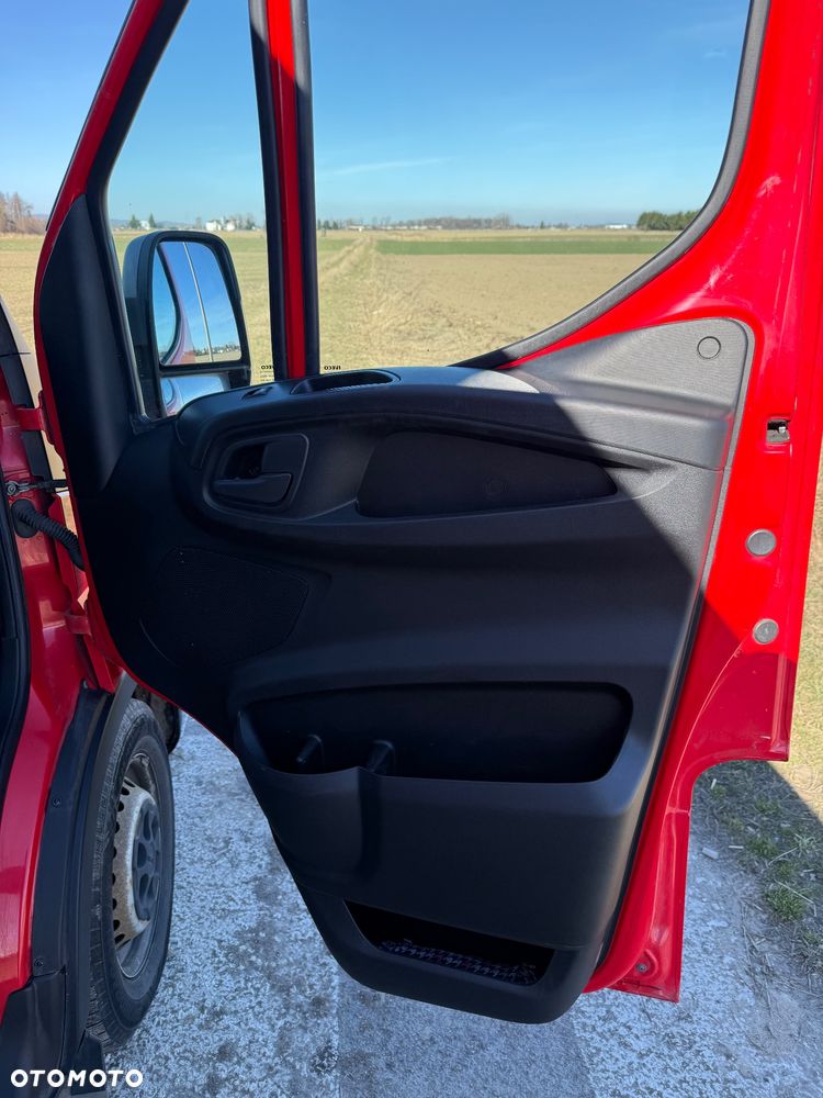 Iveco DAILY - 20