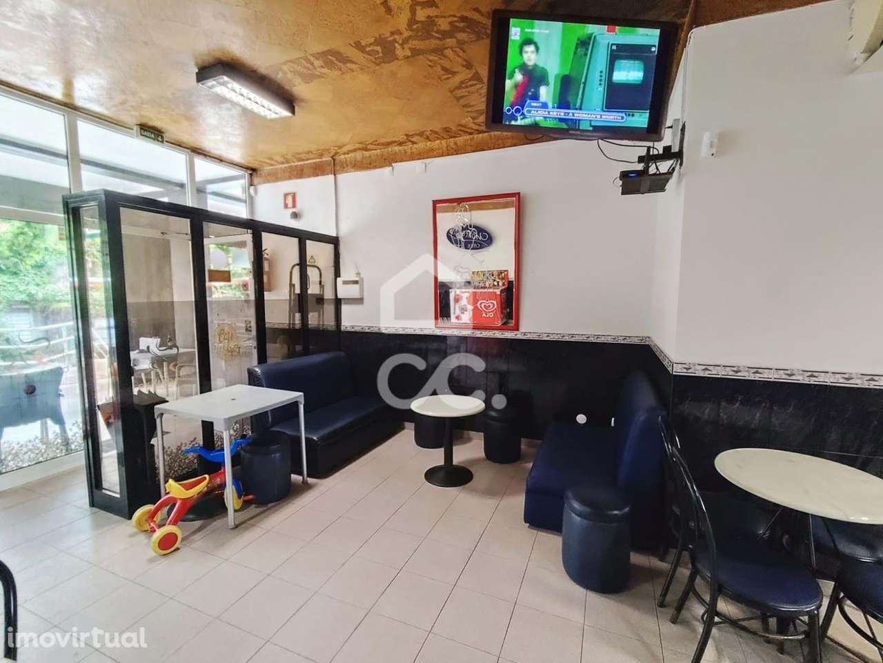 Trespasse de Café em S. Tirso - Grande imagem: 2/10