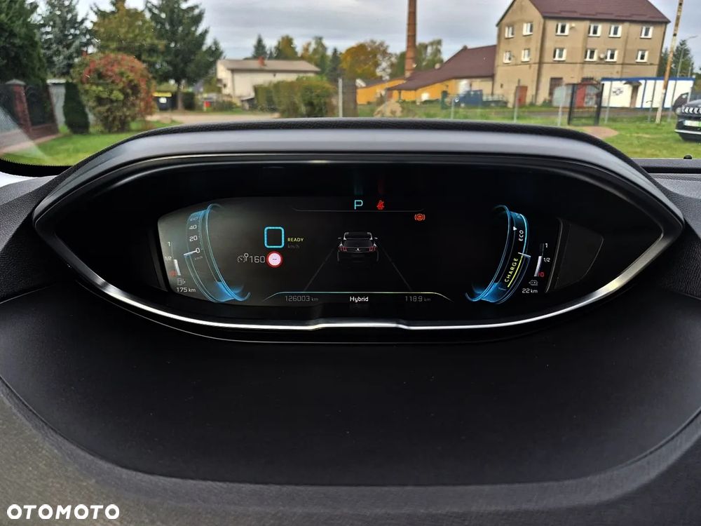 Peugeot 3008 1.6 PureTech Hybrid PHEV Allure Pack S&S EAT8 - 24