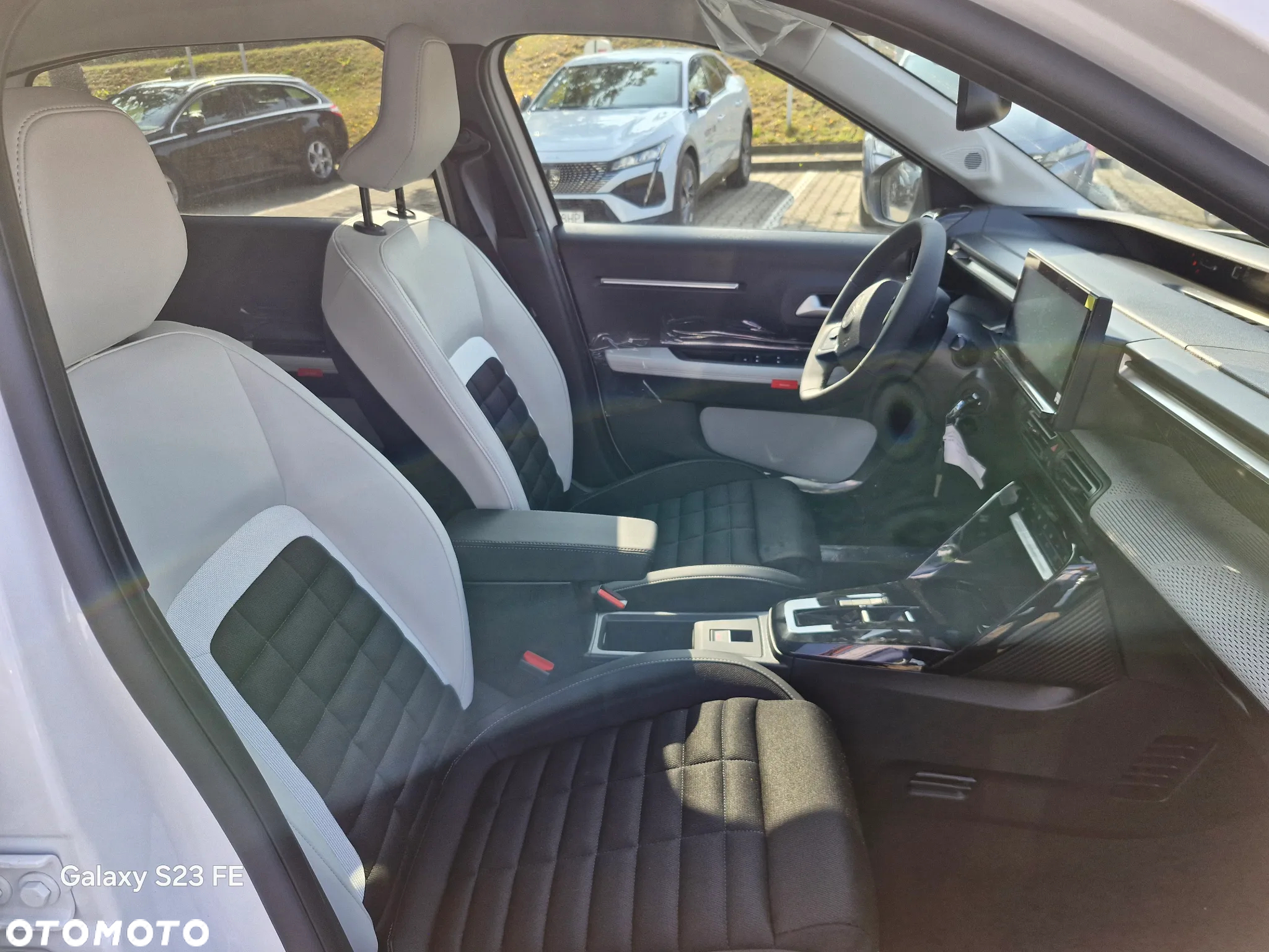 Citroën C3 Aircross 1.2 mHEV Max S&S eDCT6 - 5