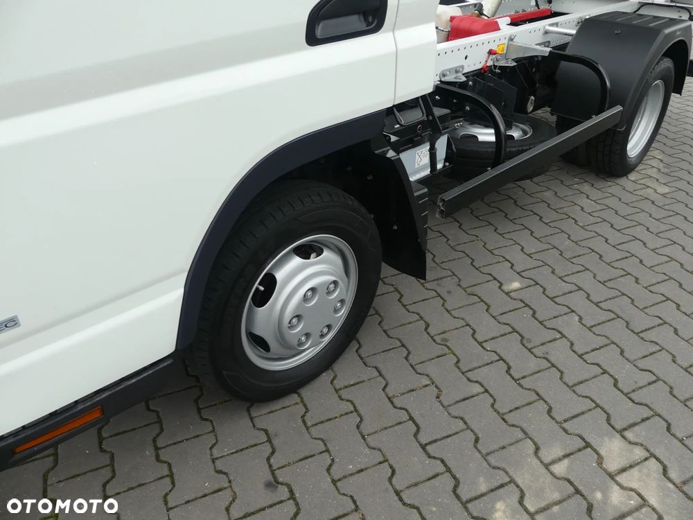 Mitsubishi FUSO CANTER 3C13 / WYWROTKA / SPROWADZONE / 3-OSOBOWE / - 13