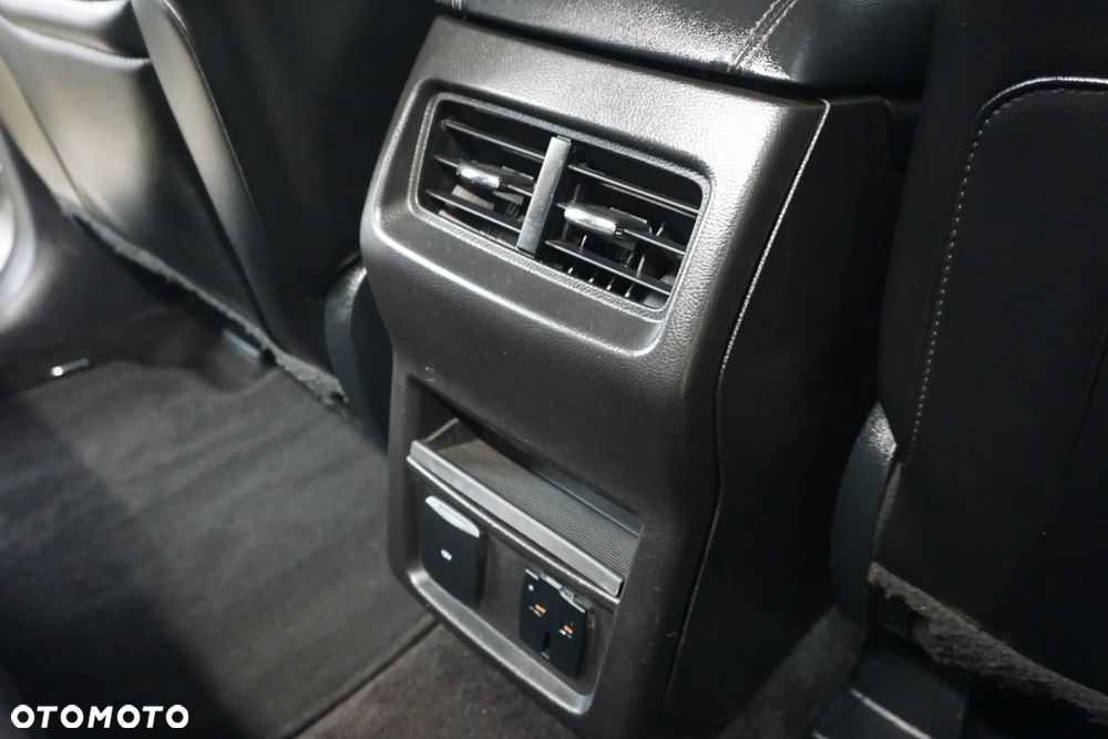 Ford Edge 2.0 TDCi Bi-Turbo 4x4 Sport - 35