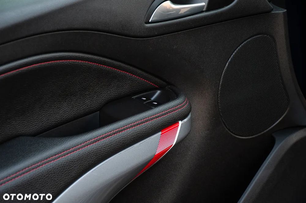 Opel Adam 1.4 Turbo S - 37