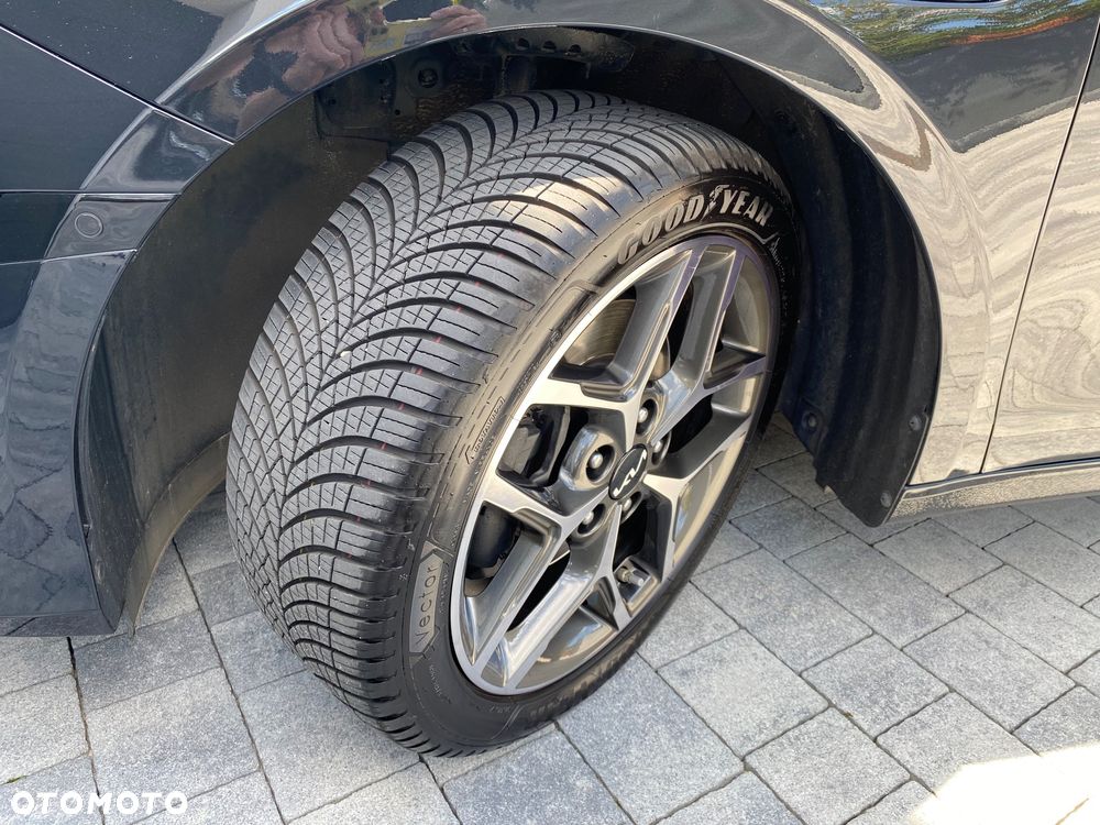 Kia Ceed 1.6 GDI PHEV Business Line DCT - 22