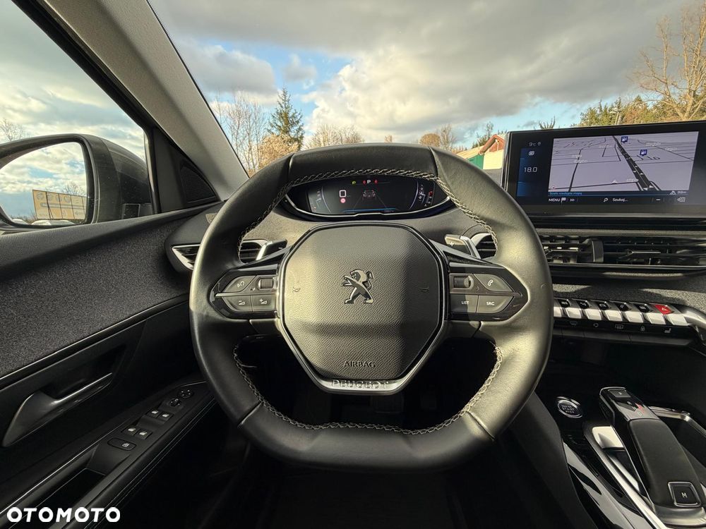 Peugeot 3008 BlueHDi 130 Stop & Start EAT8 Allure - 29