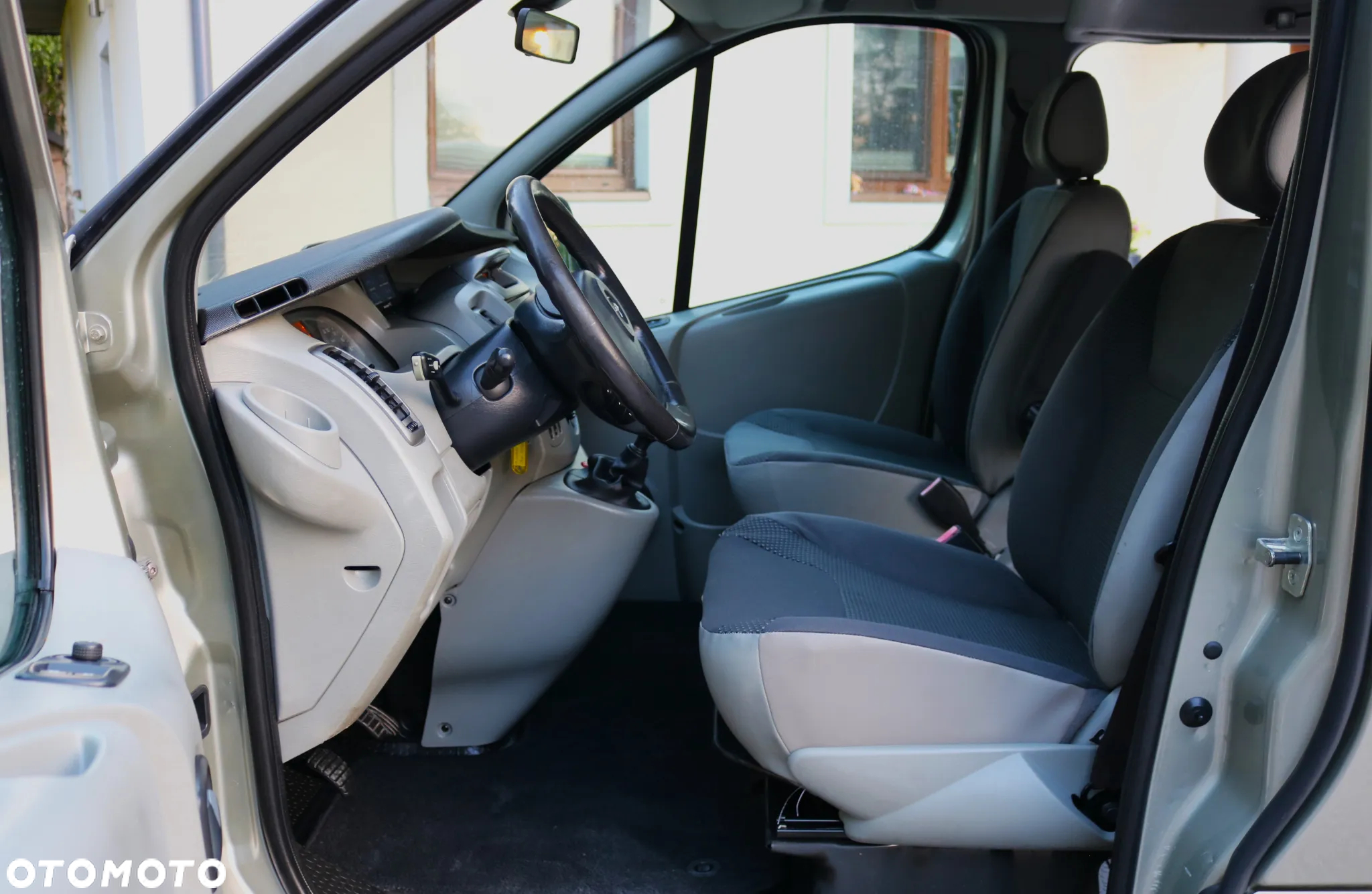 Opel Vivaro - 13