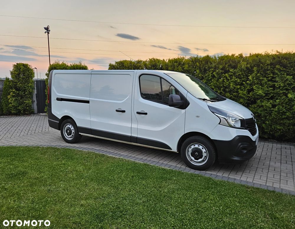 Renault Trafic - 15