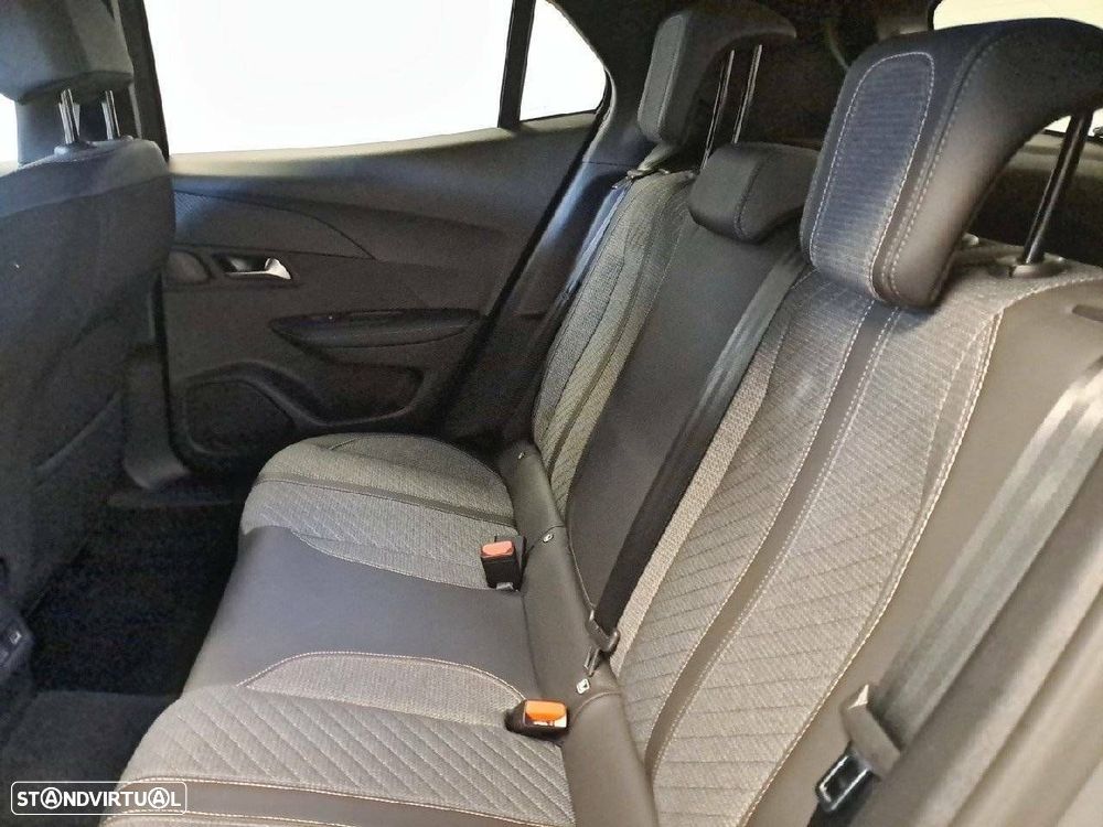 Peugeot 2008 1.2 Hybrid Allure e-DCS6 - 10
