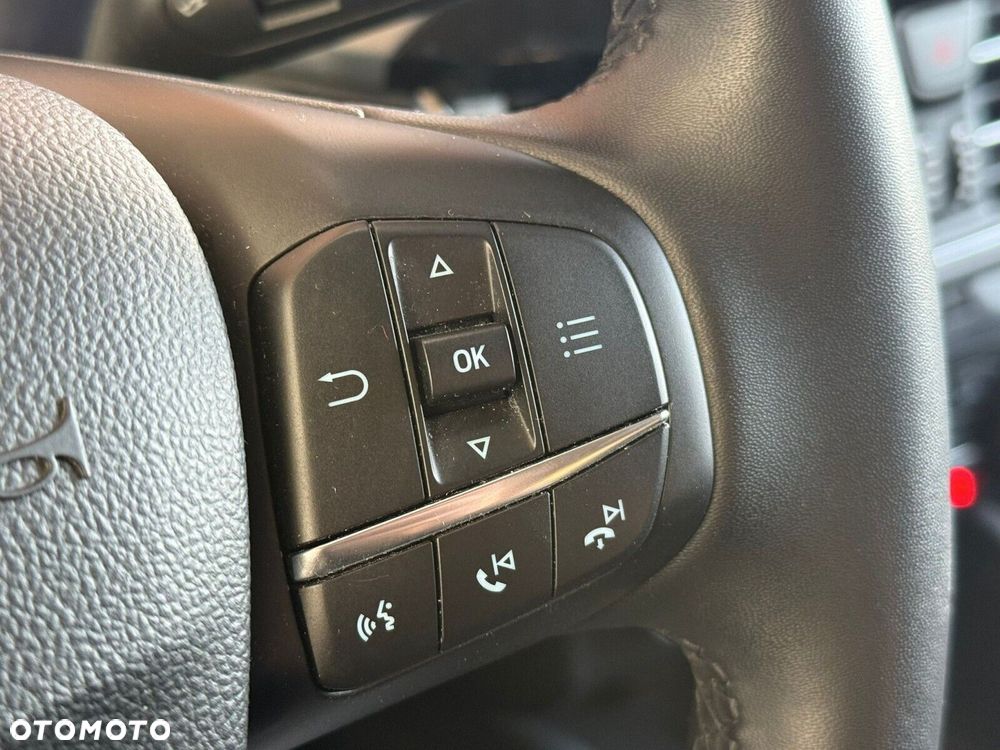 Ford Kuga - 18