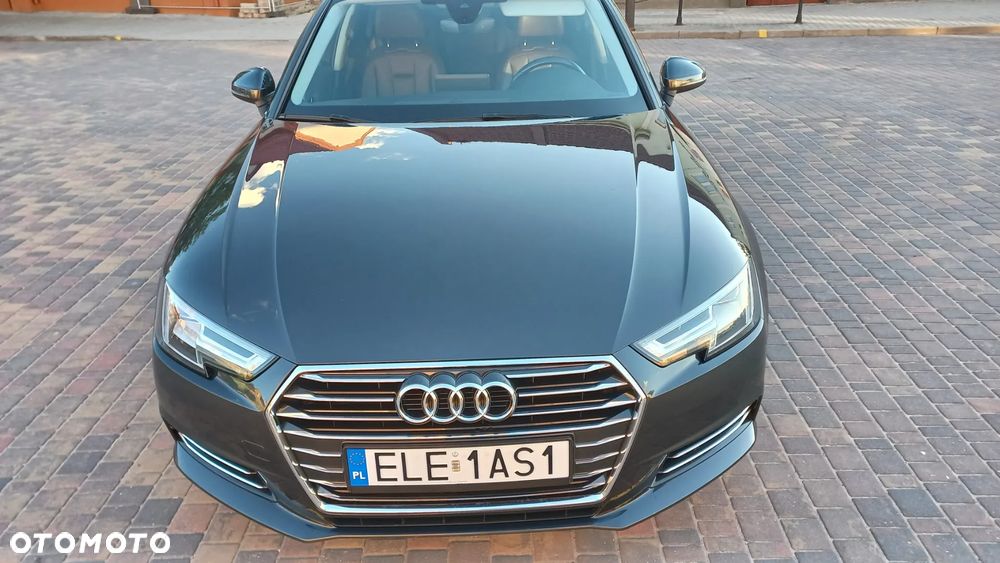 Audi A4 Avant 2.0 TDI ultra DPF Attraction - 14